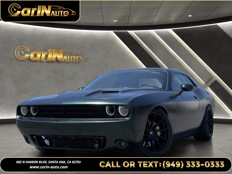 Used 2016 Dodge Challenger R/T Scat Pack RWD image 1