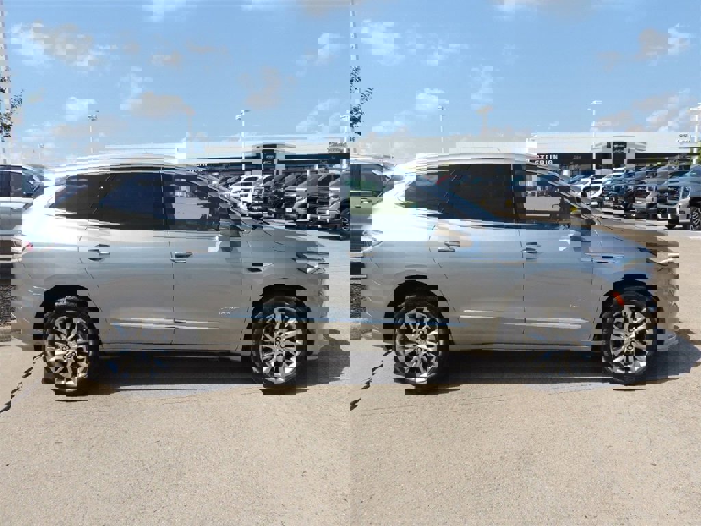 Certified 2023 Buick Enclave Avenir w/ Avenir Technology Package image 4