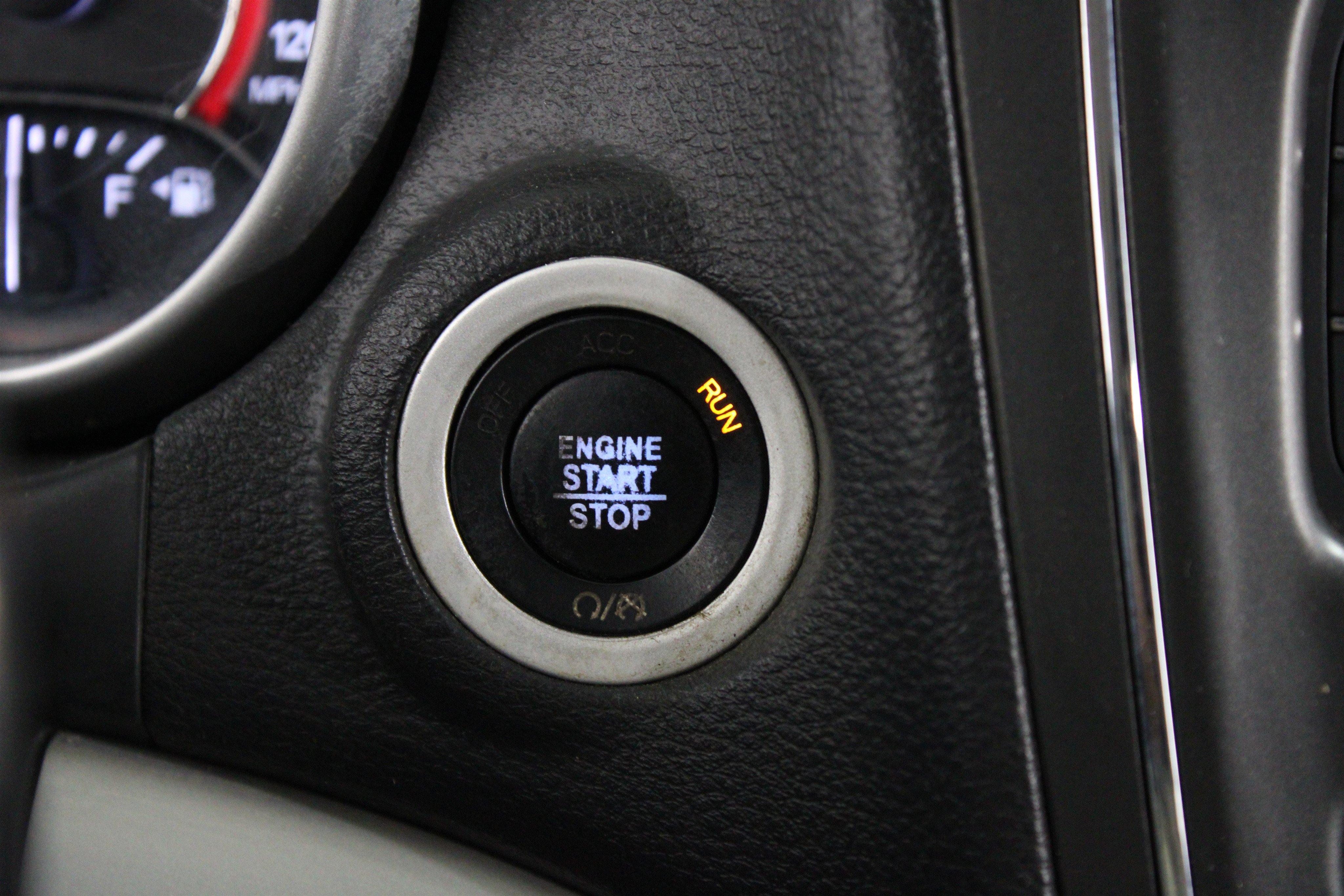Used 2020 Dodge Journey SE w/ SE Popular Equipment Group FWD image 15