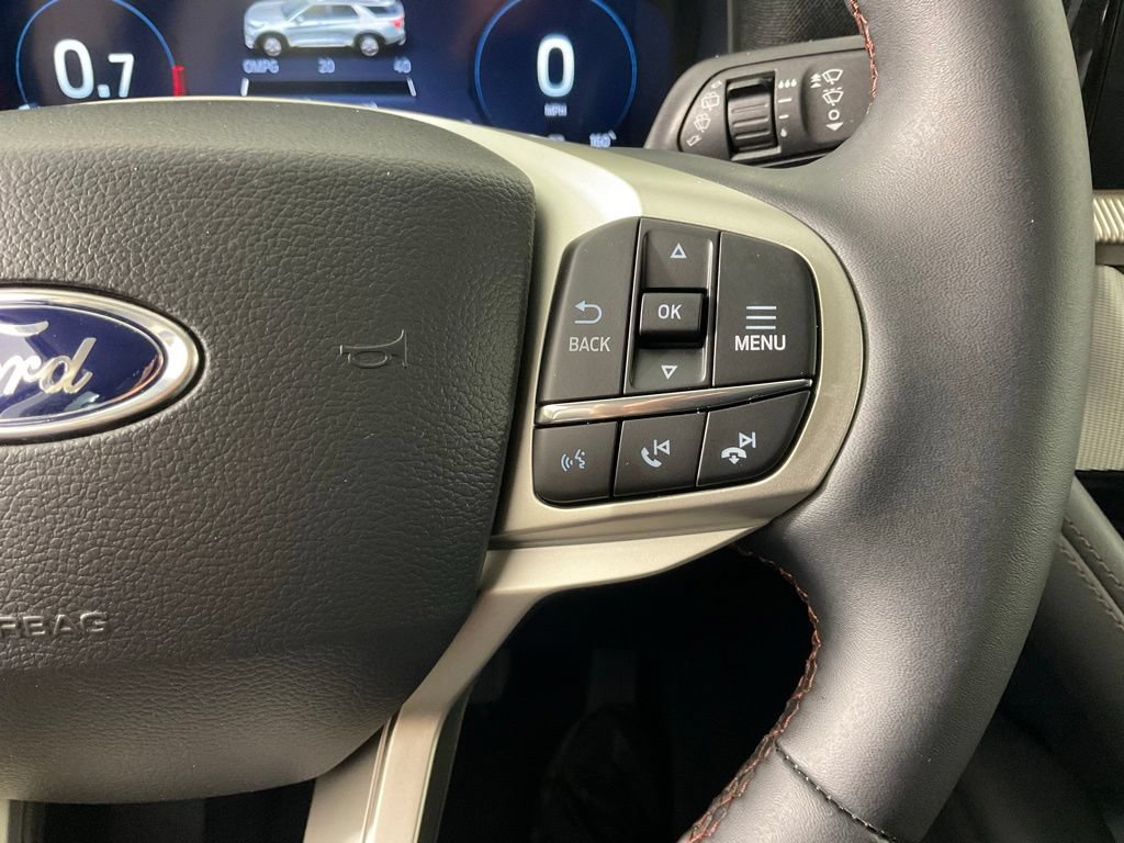 New 2026 Ford Explorer Active RWD image 26