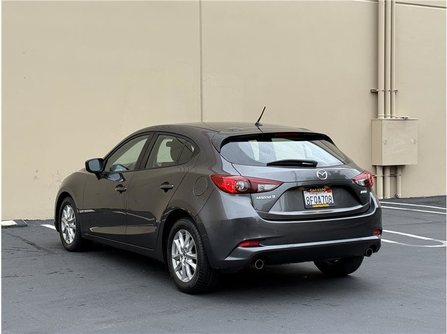 Used 2017 MAZDA MAZDA3 Sport image 5