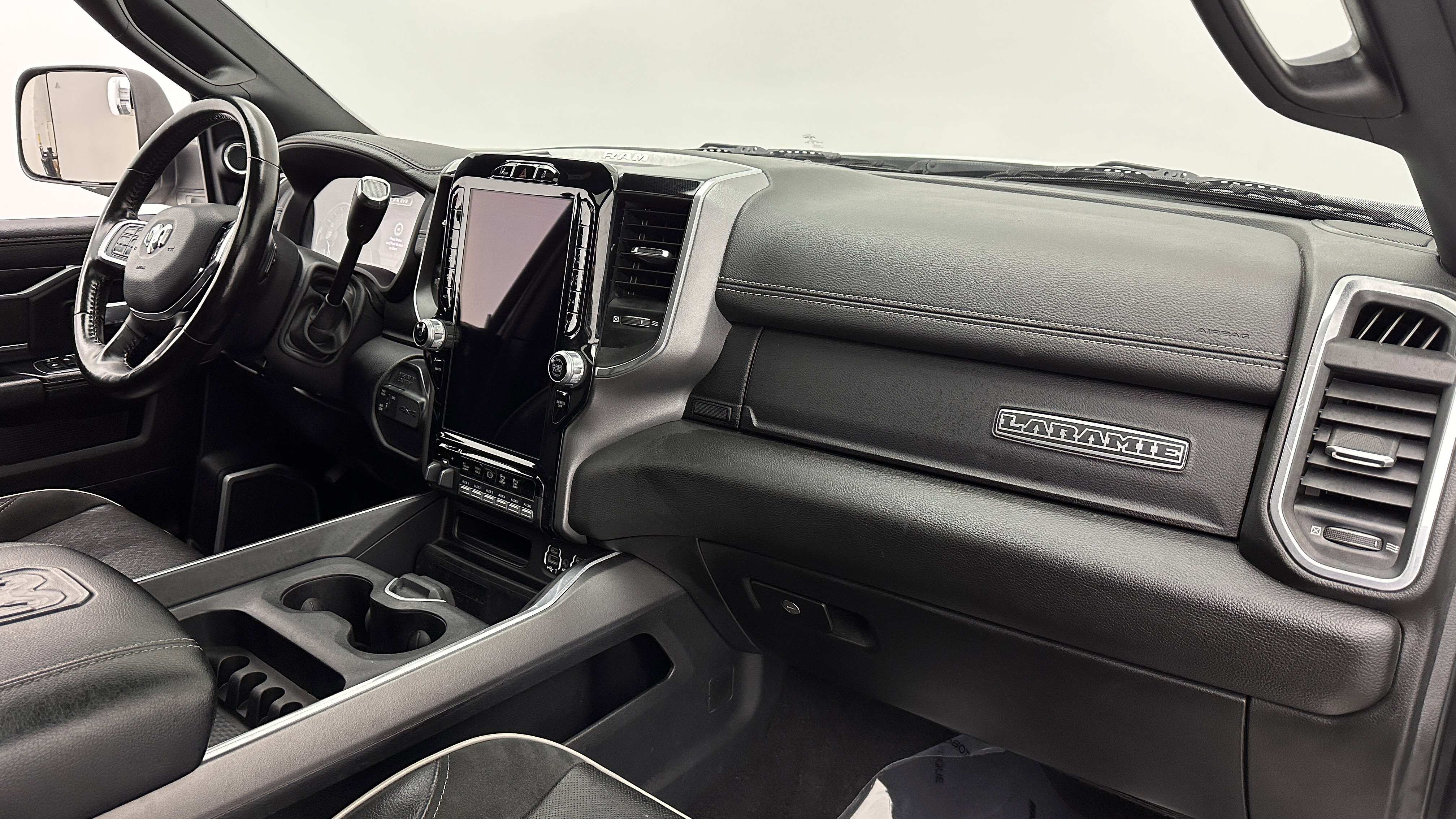 Used 2021 RAM 3500 Laramie image 43