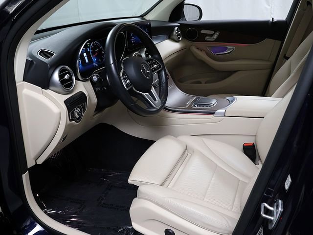 Used 2022 Mercedes-Benz GLC 300 4MATIC image 11
