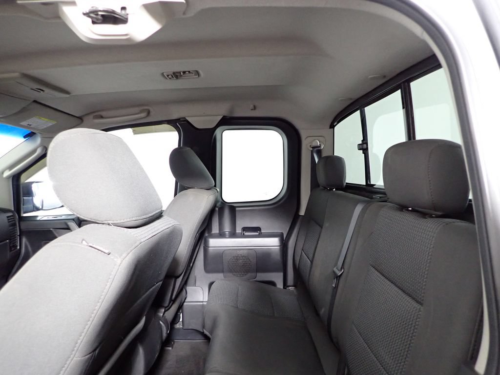 Used 2011 Nissan Titan SV w/ SV Value Truck Pkg AWD/4WD image 29
