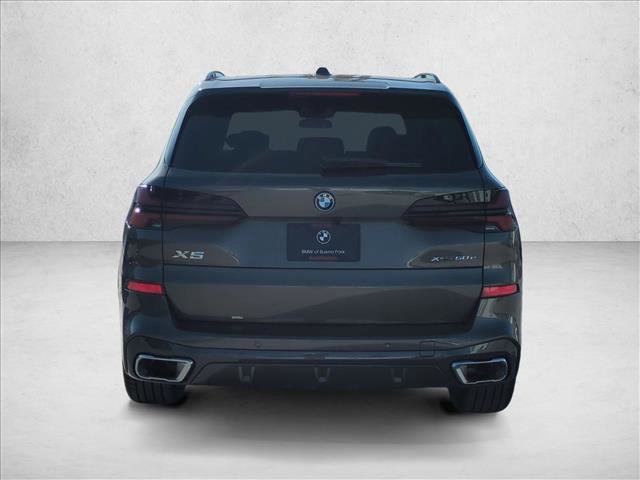 New 2026 BMW X5 xDrive50e image 8