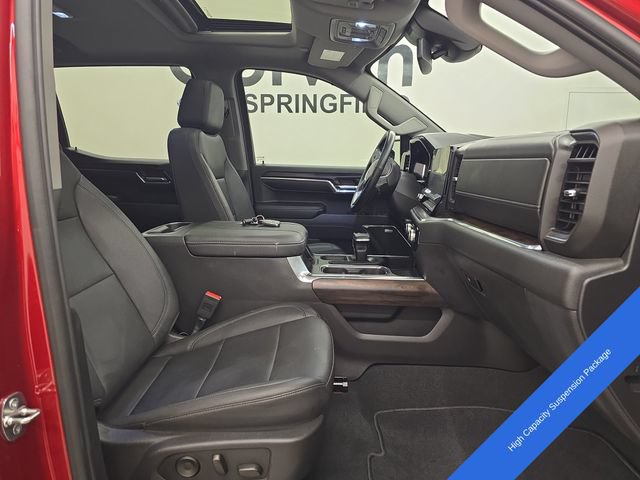 Used 2024 GMC Sierra 1500 SLT w/ SLT Premium Package AWD/4WD image 10