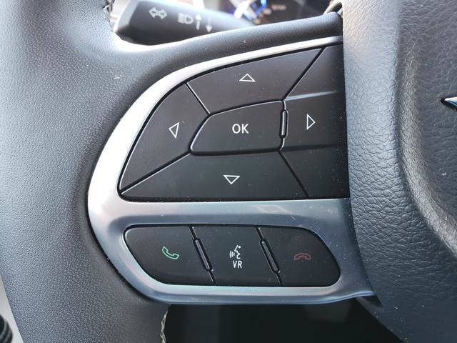 Used 2022 Chrysler Pacifica Touring-L FWD image 26