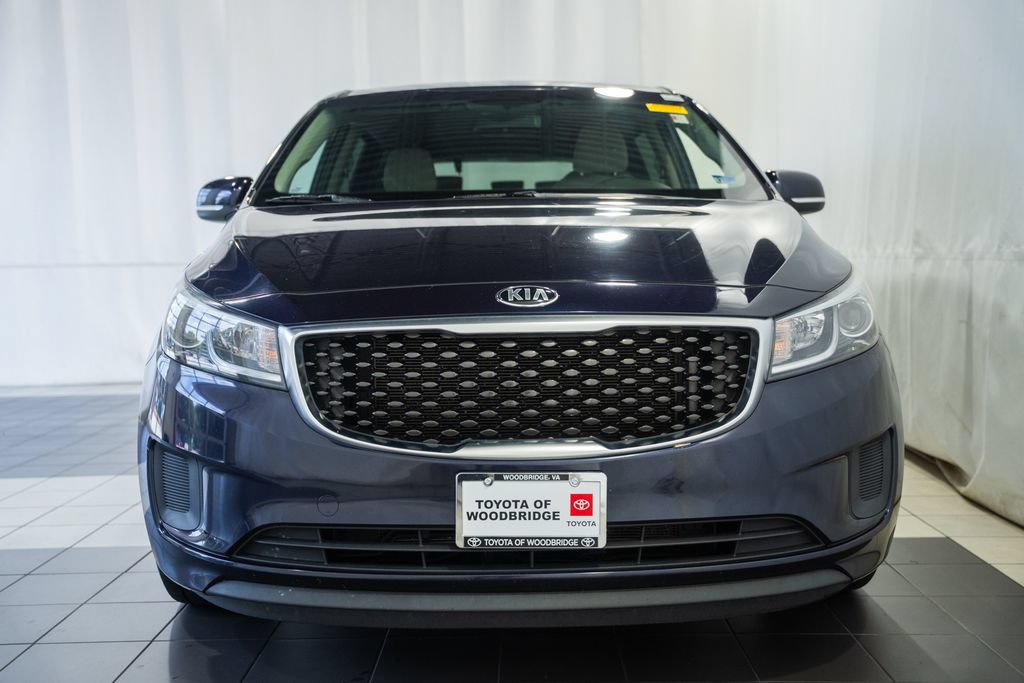 Used 2018 Kia Sedona LX FWD image 2