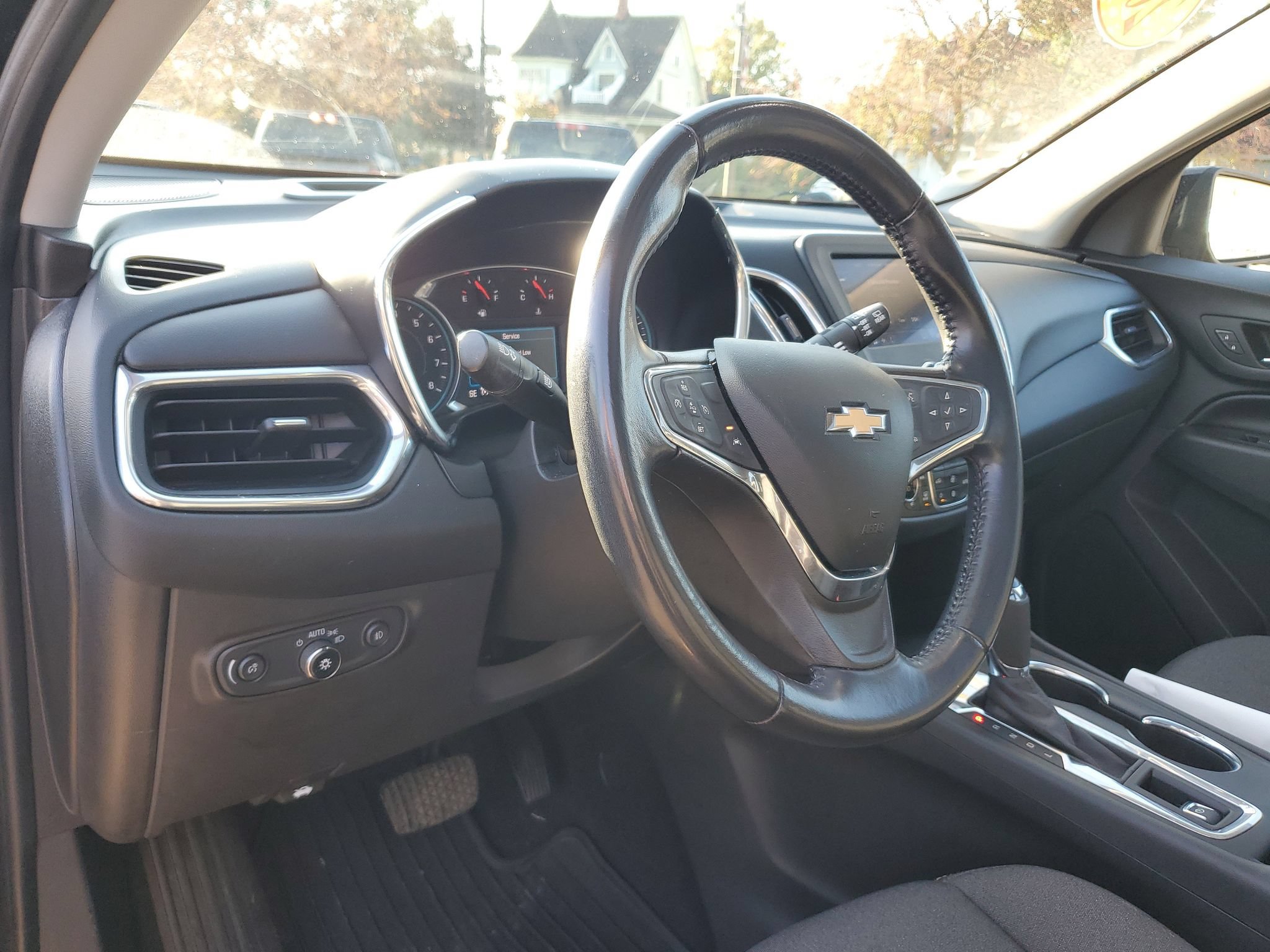 Used 2020 Chevrolet Equinox LT AWD/4WD image 17