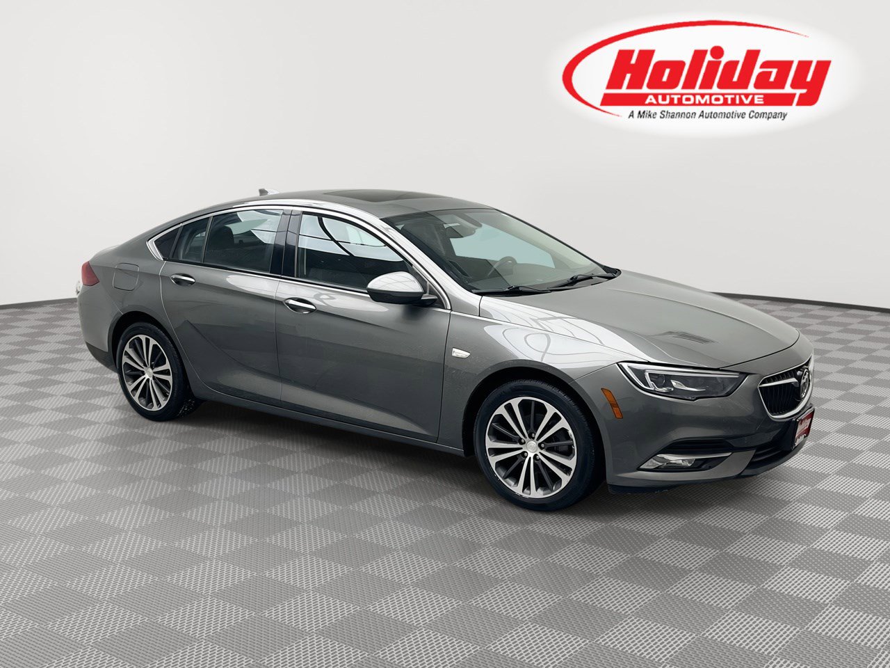 Used 2018 Buick Regal Preferred w/ Driver Confidence Package #1 image 1