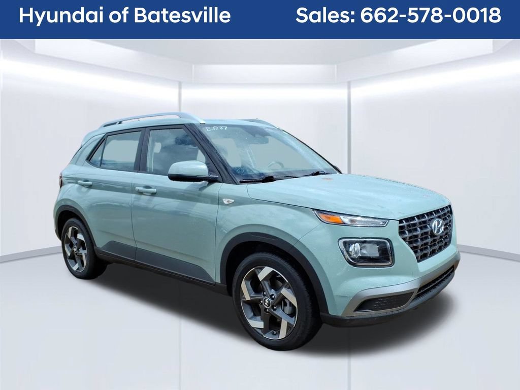 Used 2025 Hyundai Venue SEL FWD image 7