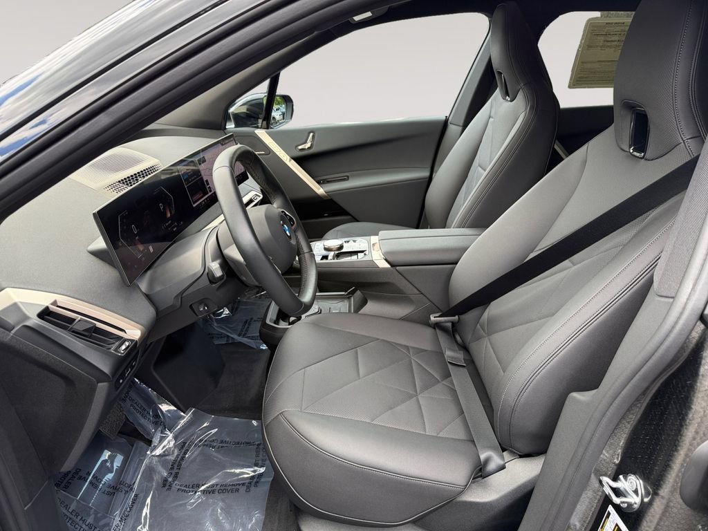 Certified 2026 BMW iX xDrive60 AWD/4WD image 9