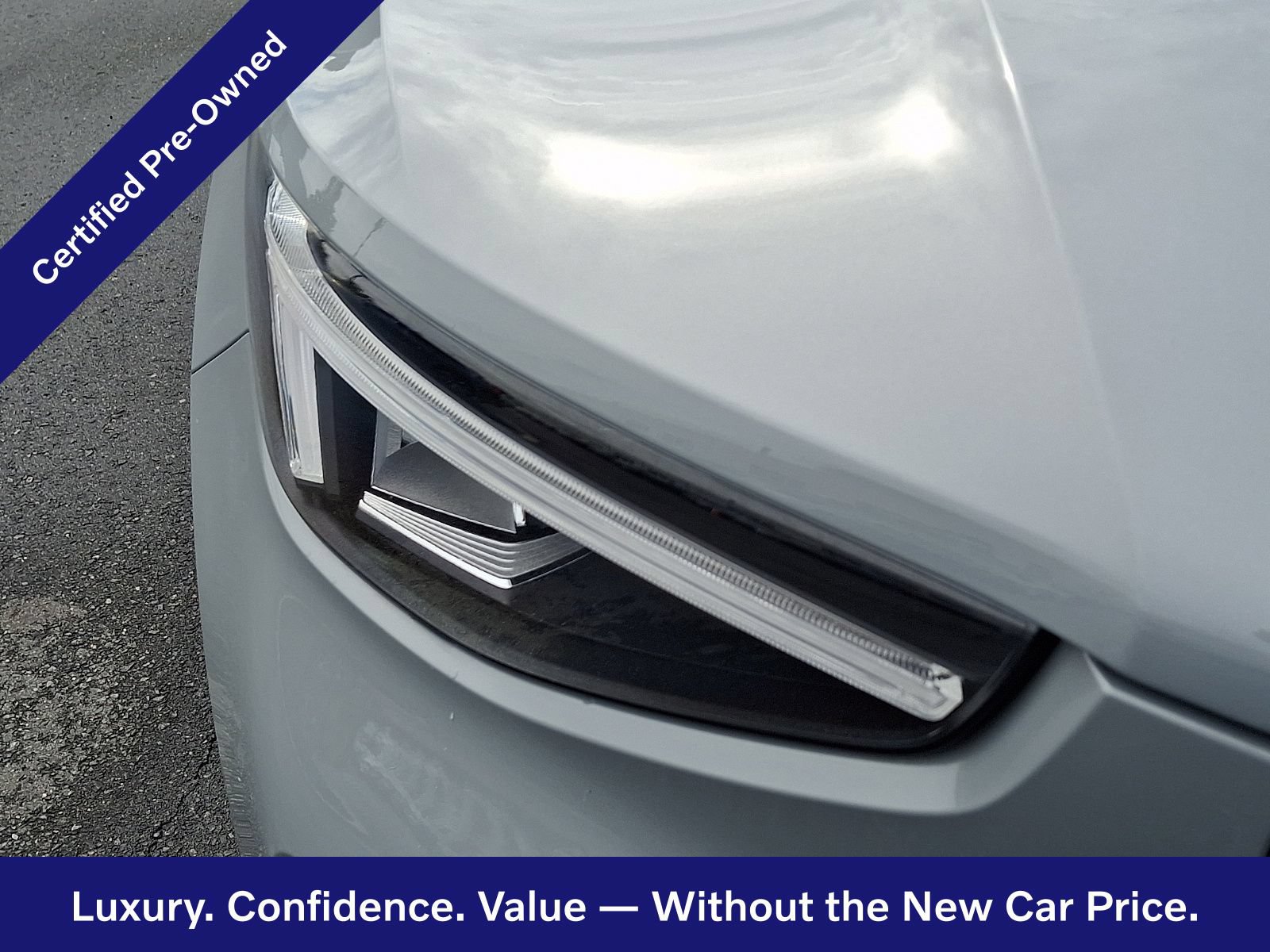 Certified 2024 Volvo XC40 B5 Plus w/ Protection Package Premier AWD/4WD image 10