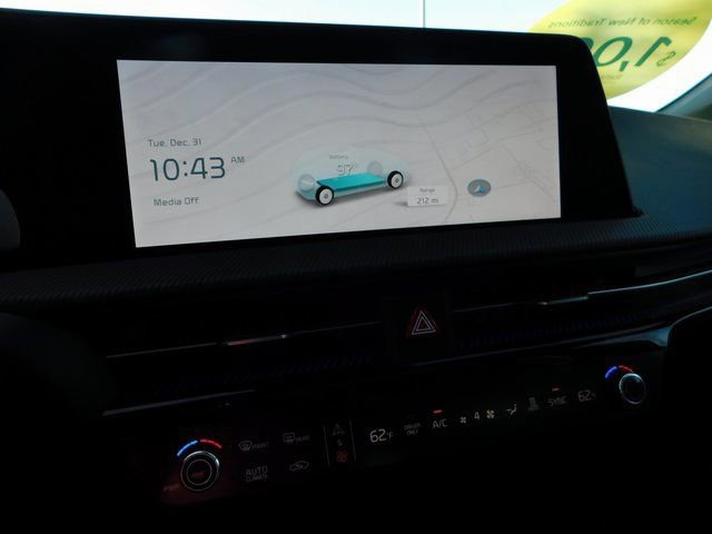 Used 2024 Kia EV6 GT image 32