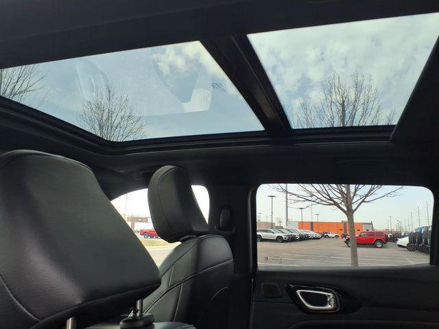 Certified 2022 Jeep Compass High Altitude image 13