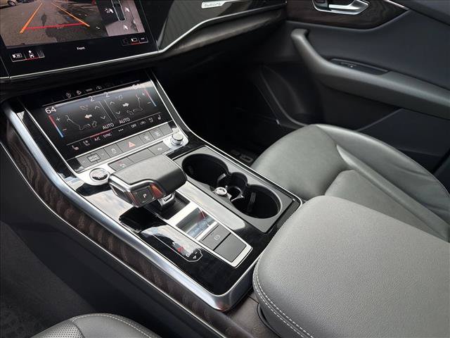 Used 2021 Audi Q8 Premium Plus w/ Premium Plus Package AWD/4WD image 22