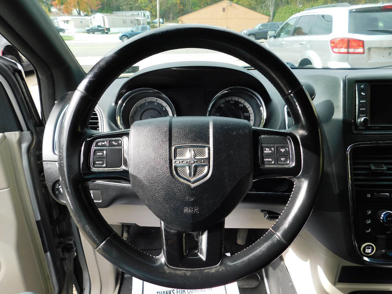 Used 2017 Dodge Grand Caravan SXT image 33