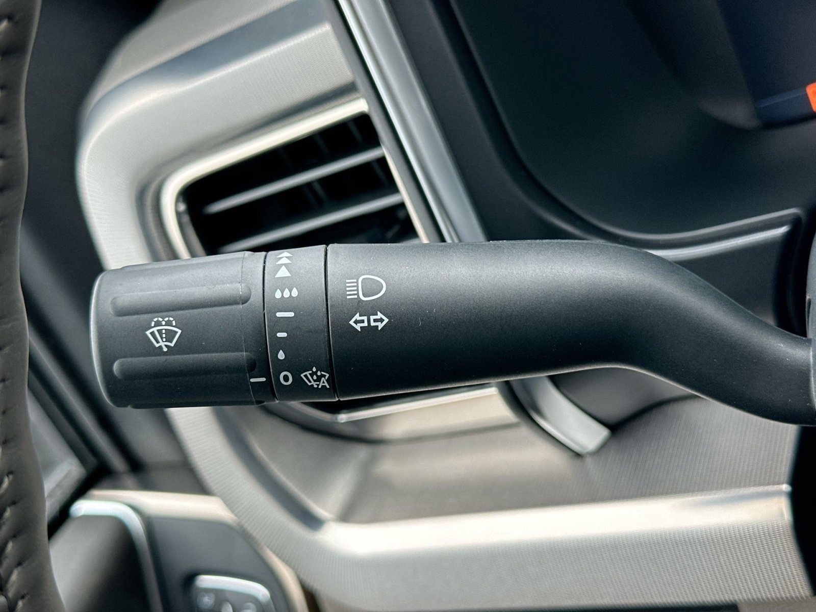 New 2026 Ford F450 Platinum w/ Platinum Plus Package image 30