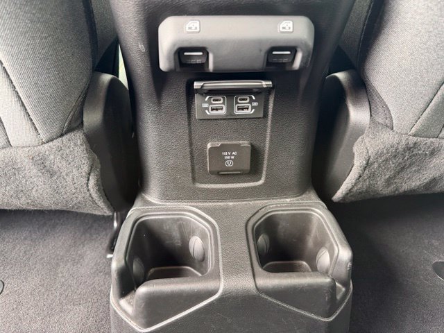 Used 2025 Jeep Wrangler Unlimited Sahara AWD/4WD image 26