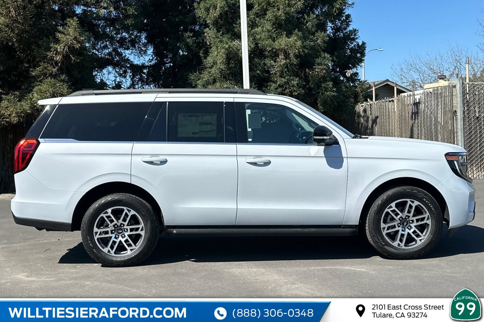 New 2026 Ford Expedition Active AWD/4WD image 5