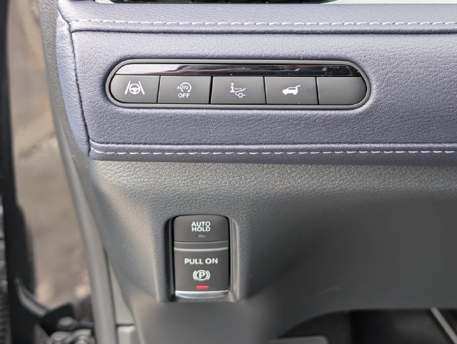 Used 2026 INFINITI QX80 4WD image 23
