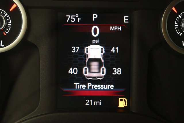 New 2027 RAM 1500 Express AWD/4WD image 4