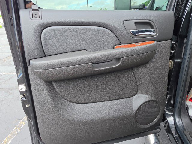 Used 2008 Chevrolet Silverado 3500 LTZ AWD/4WD image 27