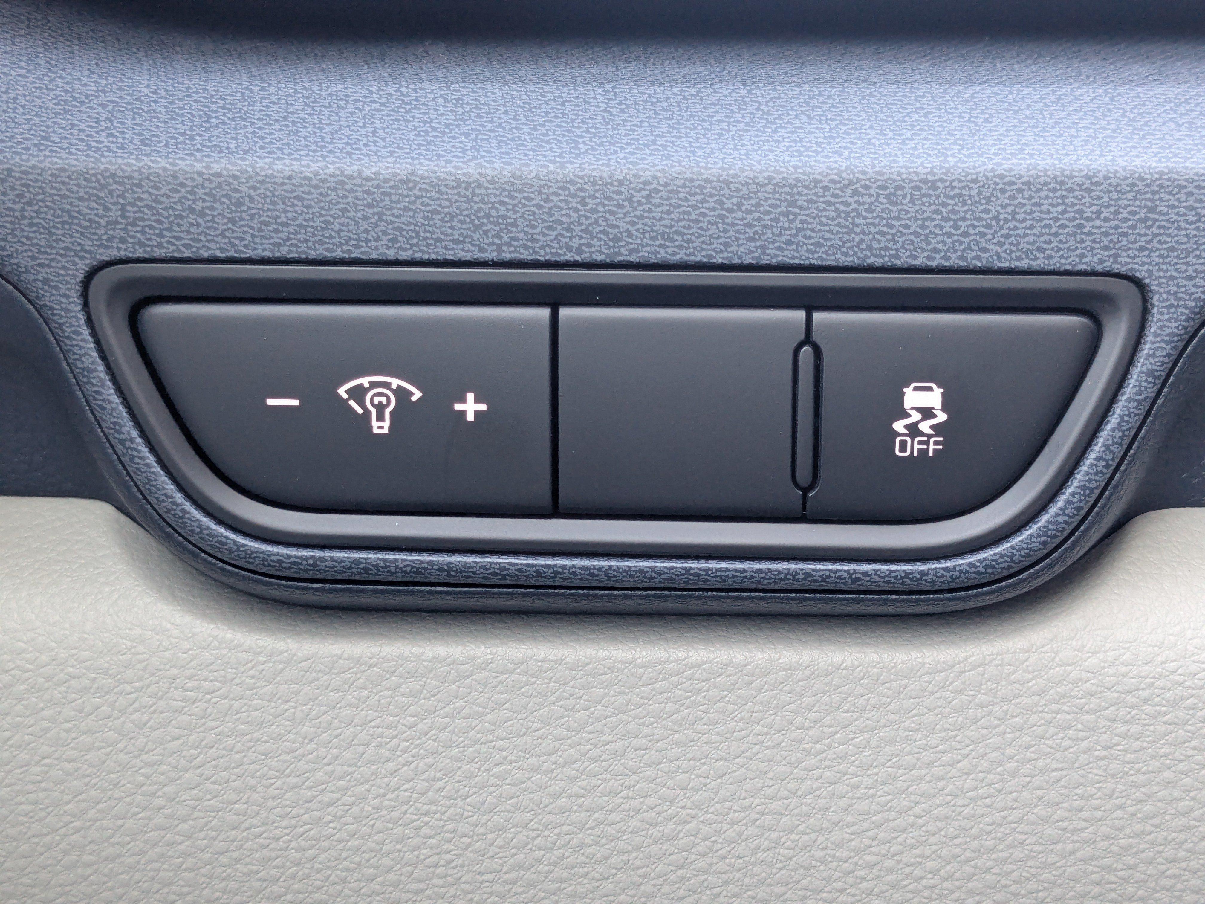 New 2026 Kia Carnival EX FWD image 41