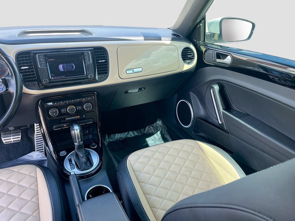Used 2019 Volkswagen Beetle 2.0T Final Edition SEL FWD image 24
