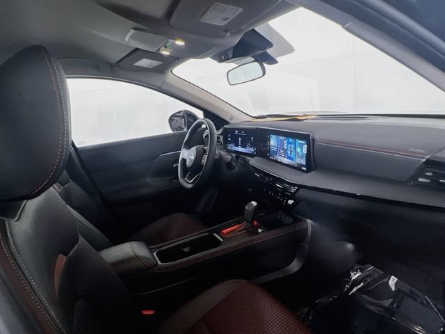 Used 2026 Nissan Kicks SR w/ Cold Weather Package FWD image 21