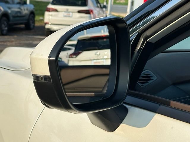 Certified 2023 Nissan Rogue SL w/ SL Premium Package AWD/4WD image 10