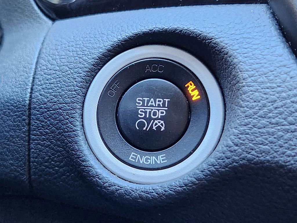 Used 2016 Chrysler 200 C w/ Navigation & Sound Group I image 21