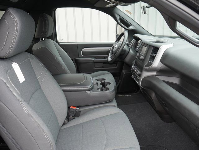 Used 2024 RAM 2500 Tradesman w/ Chrome Appearance Group AWD/4WD image 21