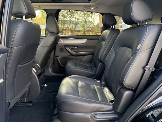 Used 2024 MAZDA CX-90 3.3 Turbo w/ Premium Package image 11