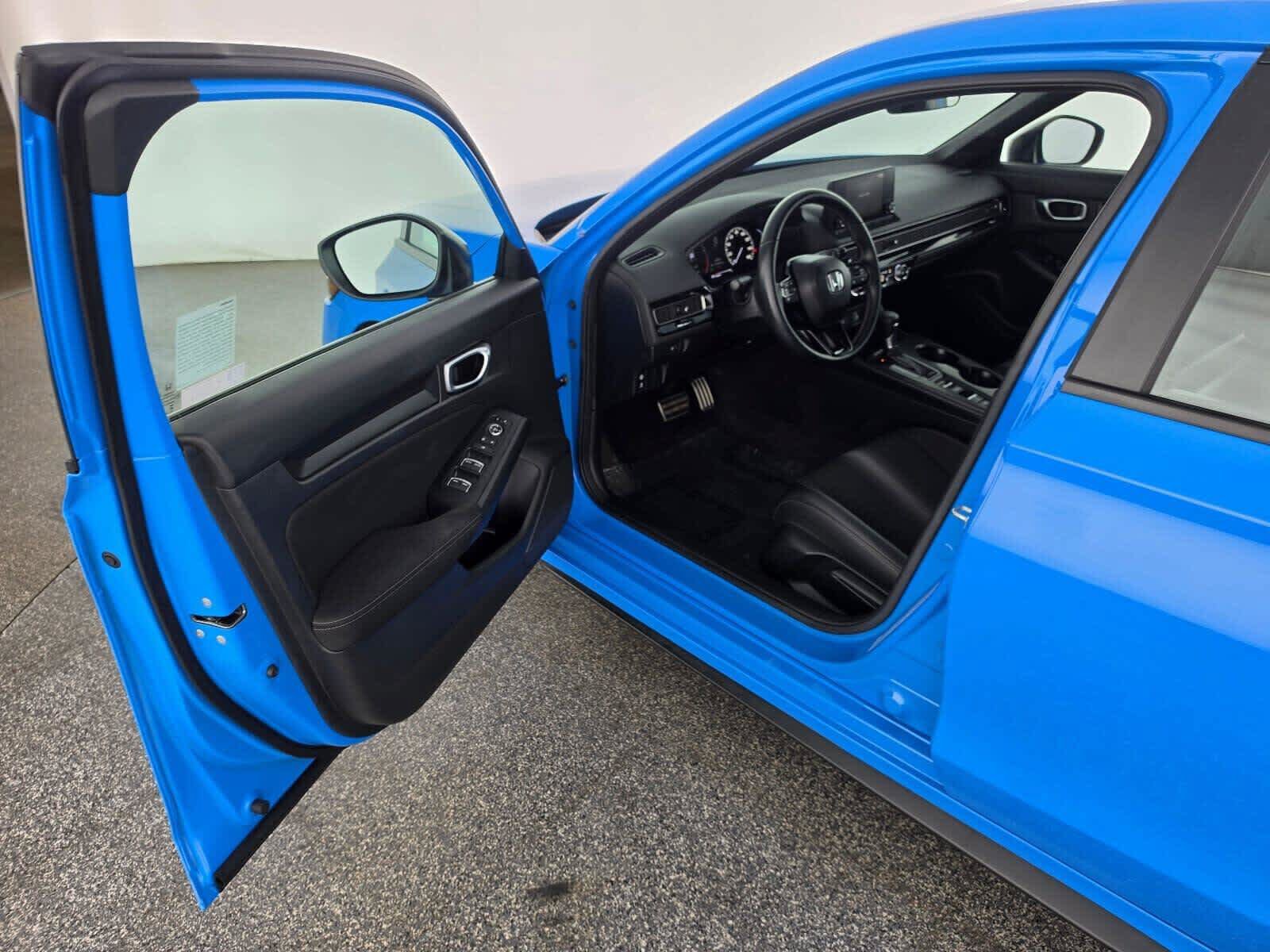 Used 2023 Honda Civic Sport image 19