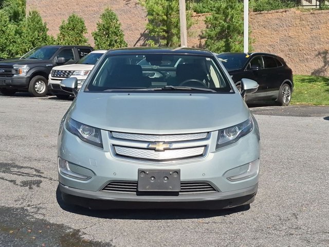 Used 2011 Chevrolet Volt Premium w/ Premium Trim Package FWD image 2