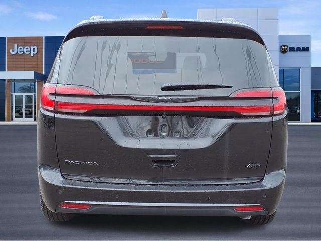 New 2026 Chrysler Pacifica Select AWD/4WD image 5