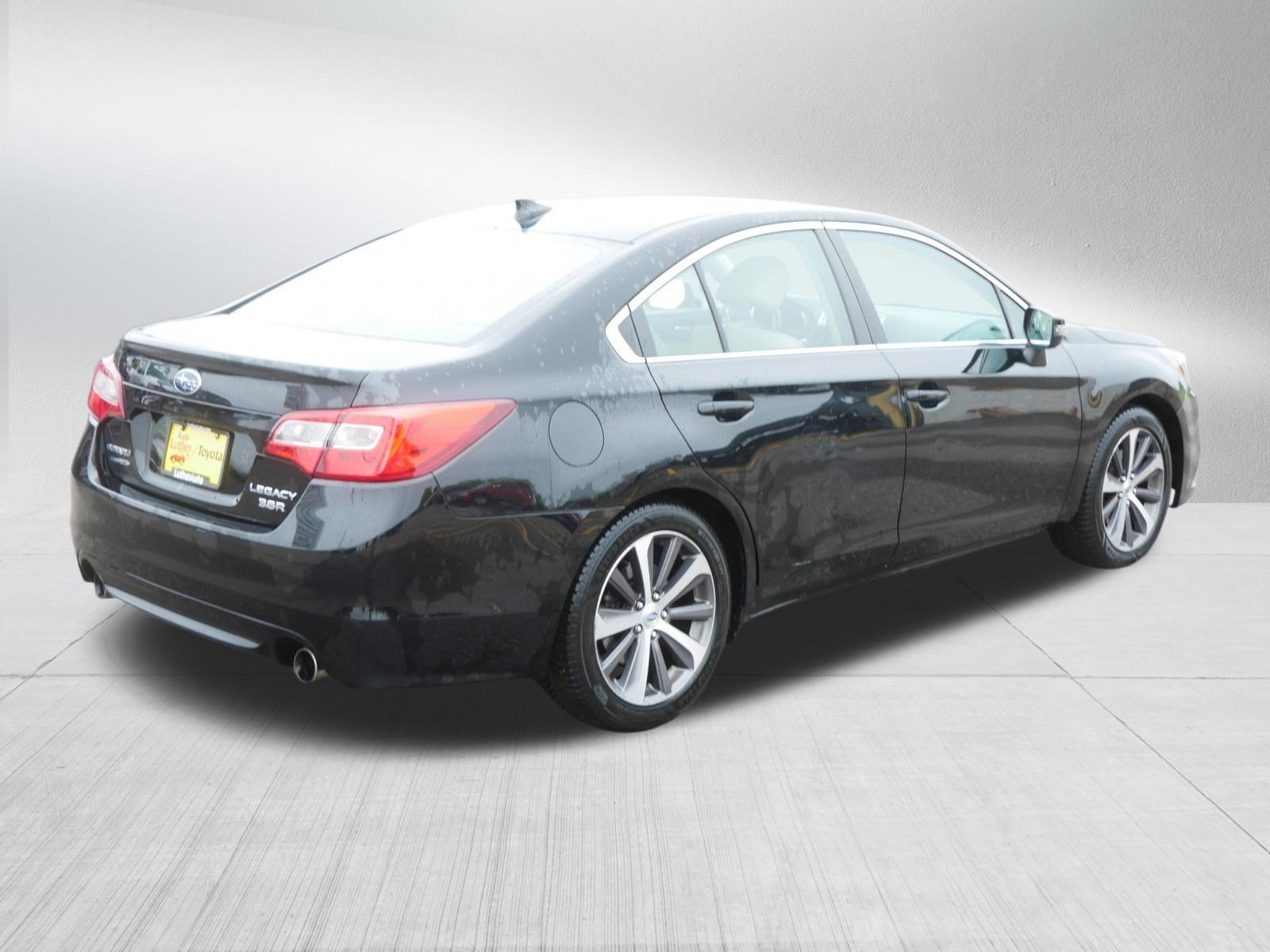 Used 2017 Subaru Legacy 3.6R Limited AWD/4WD image 7
