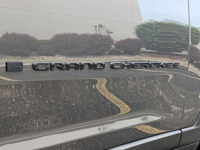 Certified 2024 Jeep Grand Cherokee Altitude AWD/4WD image 10