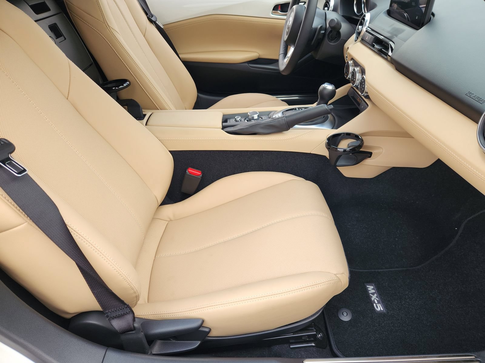 New 2026 MAZDA MX-5 Miata Grand Touring RWD image 15