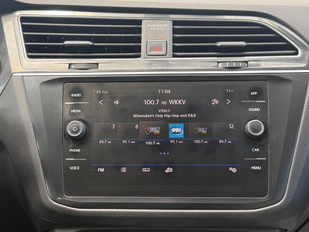 Used 2018 Volkswagen Tiguan SE AWD/4WD image 18