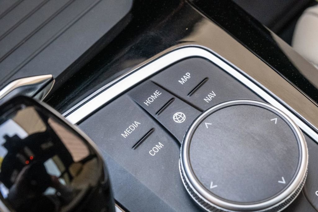 Used 2023 BMW X3 xDrive30i w/ Convenience Package AWD/4WD image 22