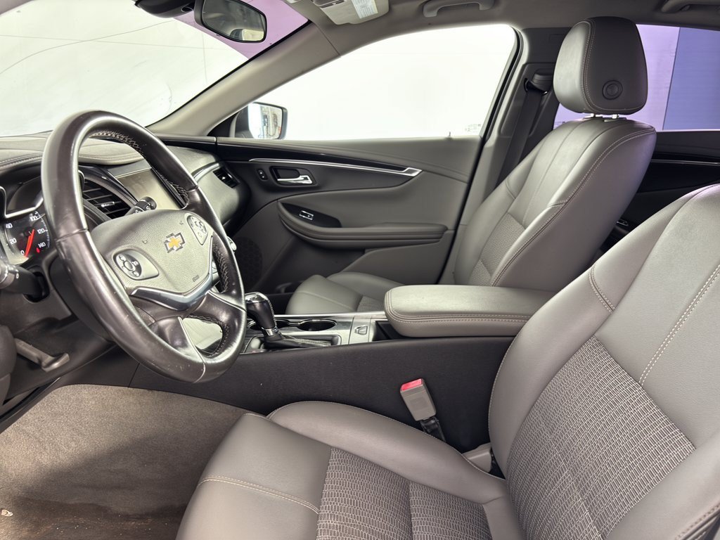 Used 2019 Chevrolet Impala LT FWD image 5