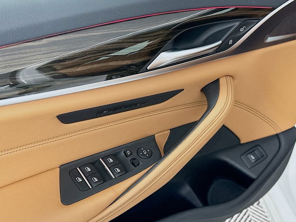 Certified 2023 BMW 530i w/ Convenience Package RWD image 18