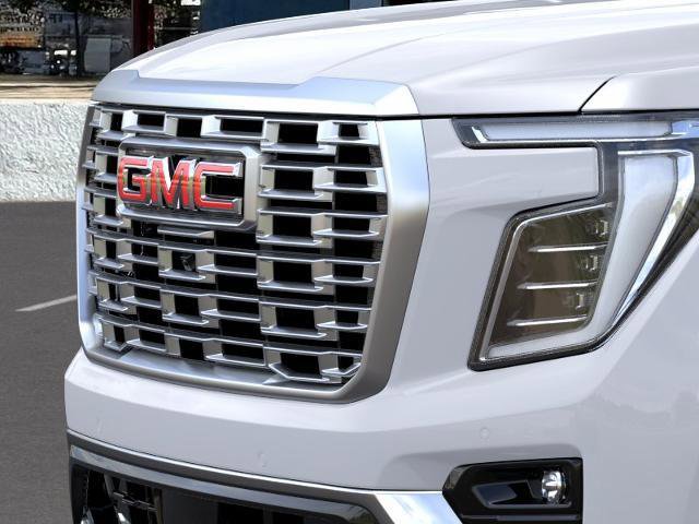 New 2026 GMC Yukon Denali w/ Sun & Power Step Package AWD/4WD image 13