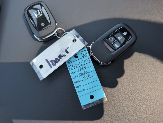 Used 2026 Honda Pilot TrailSport image 32