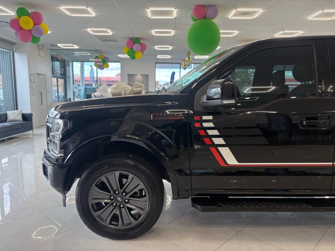 Used 2018 Ford F150 Lariat w/ Equipment Group 502A Luxury AWD/4WD image 6