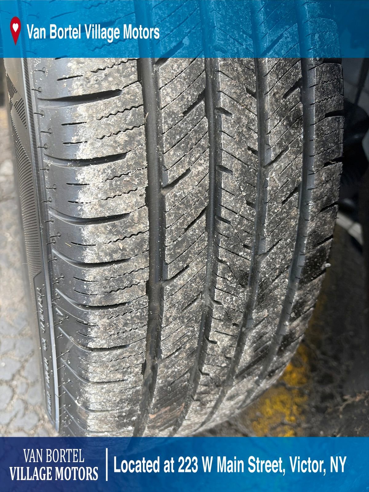 Used 2022 Ford Escape SE w/ Cold Weather Package image 32