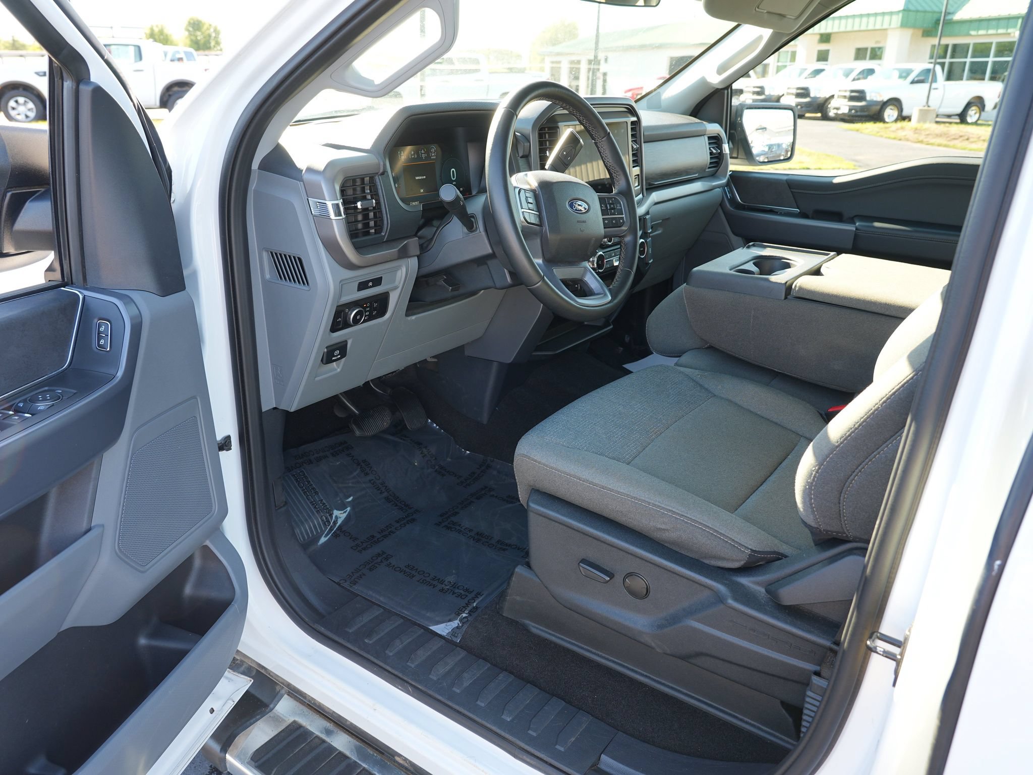 Used 2025 Ford F150 XLT w/ Equipment Group 301A Standard AWD/4WD image 13