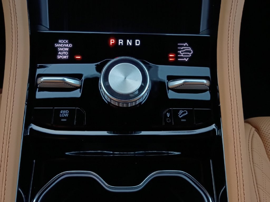 New 2027 Jeep Grand Cherokee L Summit AWD/4WD image 10